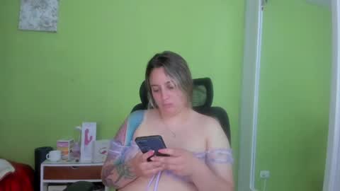 Aura Divina  online show from May 2026 06:38:01 PM
