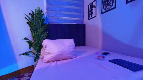 Snapshot of auralis_lux chatting on May 2026 12:14:02 PM auralis_lux online show from May 2026 12:14:02 PM