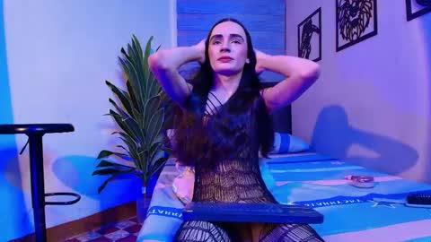 Snapshot of auralis_lux chatting on June 2026 12:18:02 PM auralis_lux online show from June 2026 12:18:02 PM