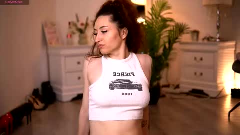 Aura online show from February 2026 09:26:02 PM