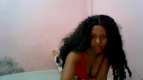 Snapshot of aurelia107 chatting on June 2026 03:56:01 PM aurelia107 online show from June 2026 03:56:01 PM