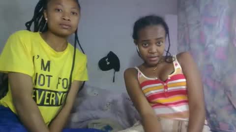 Snapshot of aurelie08 chatting on May 2026 06:28:02 PM aurelie08 online show from May 2026 06:28:02 PM
