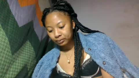 aurelie08 online show from June 2026 03:18:02 AM