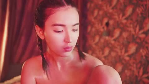 Nayeon online show from December 2024 11:32:01 AM