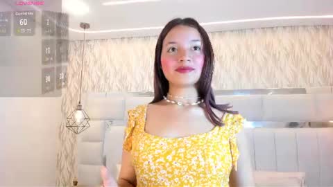 Snapshot of aurora_bellamont chatting on July 2026 01:59:01 PM Aurora online show from July 2026 01:59:01 PM
