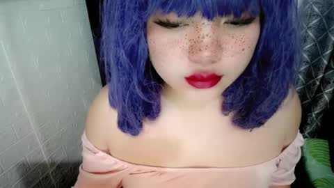 cute online show from January 2025 05:58:02 AM