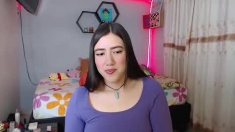 Snapshot of aurora_shy_ chatting on February 2025 04:27:01 AM Aurora online show from February 2025 04:27:01 AM