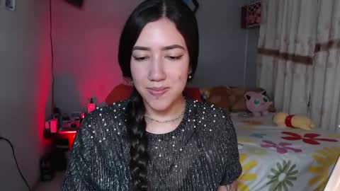 Snapshot of aurora_shy_ chatting on May 2026 02:39:01 AM Aurora online show from May 2026 02:39:01 AM