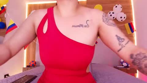 Snapshot of auroraa_miller chatting on June 2026 03:04:01 AM auroraa_miller online show from June 2026 03:04:01 AM