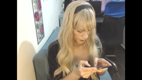 AURORA online show from January 2026 06:31:01 PM