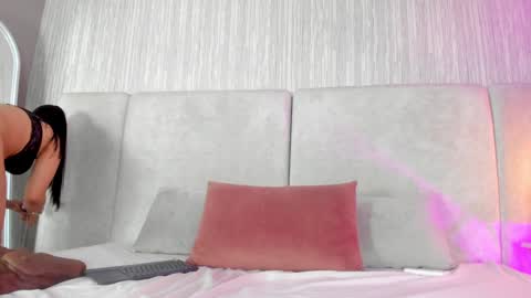 ...  ... online show from December 2024 12:52:01 AM