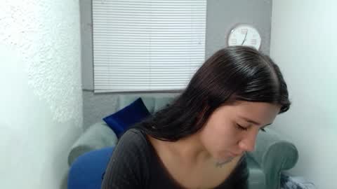 aurorafuckpussy online show from December 2025 03:09:02 PM