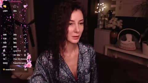 Aurora online show from February 2025 10:15:02 AM