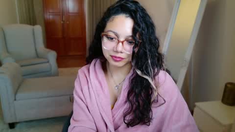 Aurora online show from January 2025 09:07:01 PM