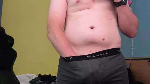 Snapshot of auslad9443 chatting on January 2026 04:39:01 AM auslad9443 online show from January 2026 04:39:01 AM