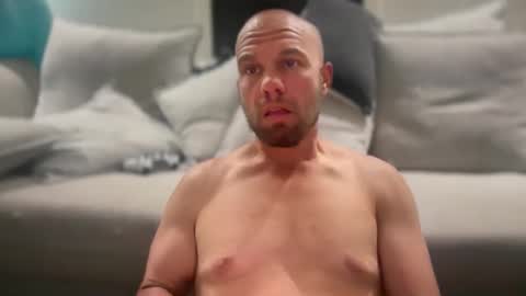 aussieboycal online show from April 2026 11:19:01 AM