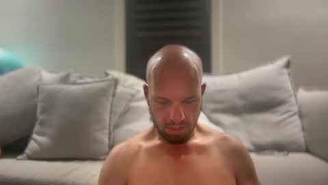 aussieboycal online show from April 2026 12:05:02 PM