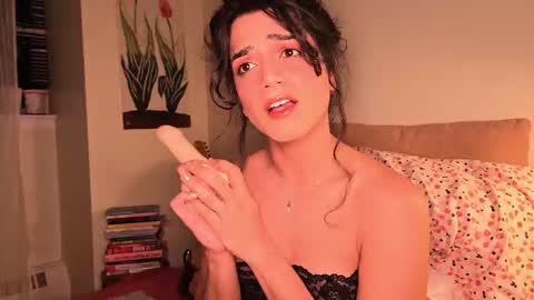 Ray online show from February 2026 02:01:02 AM