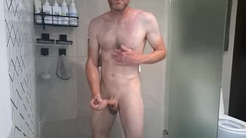 Snapshot of aussieweapon chatting on November 2025 11:17:01 PM Nick online show from November 2025 11:17:01 PM