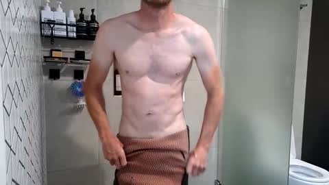 Snapshot of aussieweapon chatting on March 2026 07:14:02 AM Nick online show from March 2026 07:14:02 AM