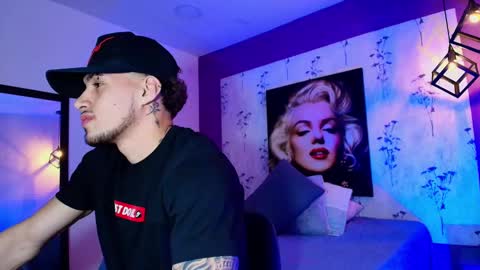 Snapshot of austin_collinss chatting on February 2025 03:28:01 AM AUSTIN online show from February 2025 03:28:01 AM