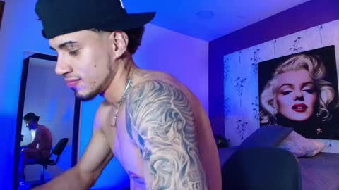 Snapshot of austin_collinss chatting on March 2025 09:07:02 AM AUSTIN online show from March 2025 09:07:02 AM