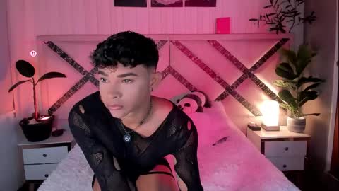 Snapshot of austin_connorr chatting on May 2026 11:41:02 AM austin online show from May 2026 11:41:02 AM