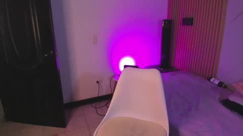 Snapshot of austin_rouse chatting on February 2026 07:43:01 PM austin_rouse online show from February 2026 07:43:01 PM