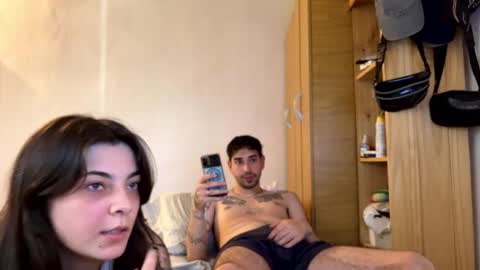 Snapshot of austinavril chatting on November 2025 08:45:01 PM austinavril online show from November 2025 08:45:01 PM