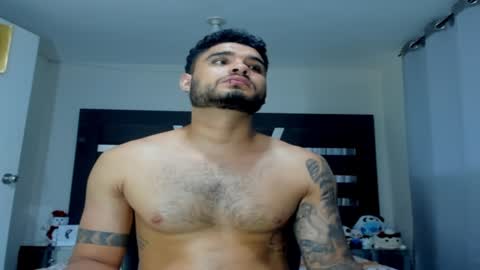 AustinTorres  online show from January 2025 03:32:02 AM