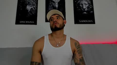 Snapshot of austintorres_ chatting on June 2026 12:52:02 AM AustinTorres online show from June 2026 12:52:02 AM