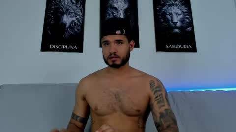 Snapshot of austintorres_ chatting on June 2026 12:17:02 AM AustinTorres online show from June 2026 12:17:02 AM