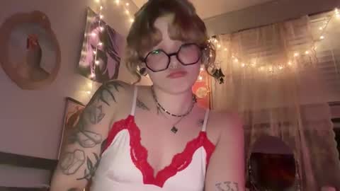 Autie 3 online show from December 2025 03:15:01 AM