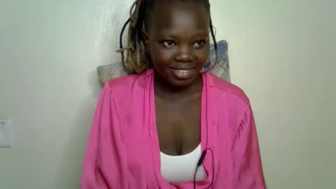 Snapshot of autumnbeagle chatting on October 2025 09:33:01 AM autumnbeagle online show from October 2025 09:33:01 AM