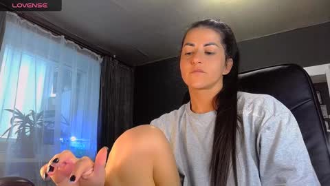 Ava online show from February 2025 12:48:02 PM