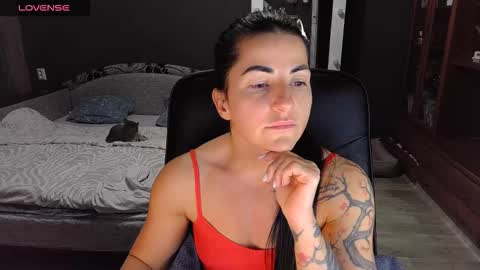 Ava online show from December 2025 12:21:02 PM