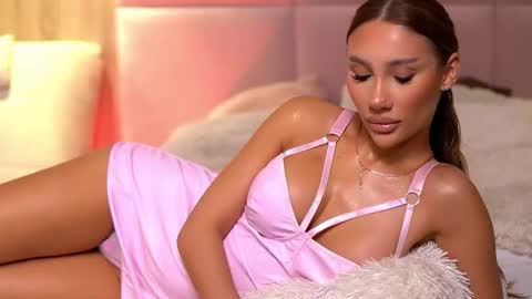 Snapshot of ava_heath chatting on September 2025 10:24:02 PM Ava online show from September 2025 10:24:02 PM