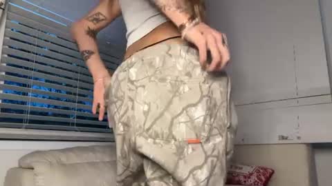 avablakexoxo online show from June 2026 12:36:01 AM