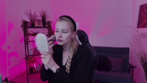 Ava nonude online show from September 2025 07:19:01 AM