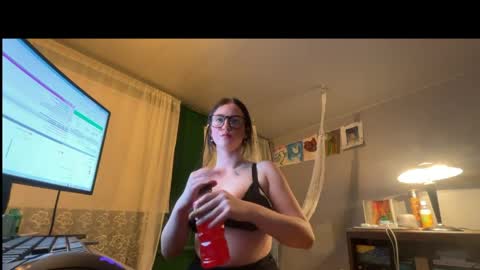avallanchee online show from June 2026 06:49:02 AM