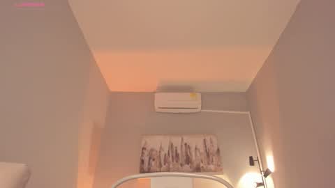 Avalon online show from March 2025 11:04:02 PM