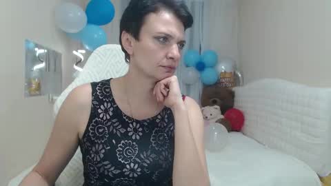 avasaturnian online show from October 2025 12:13:02 PM