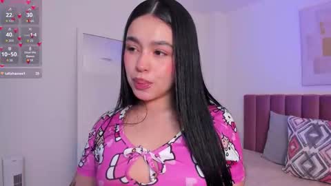 Ava  online show from October 2025 05:32:01 PM