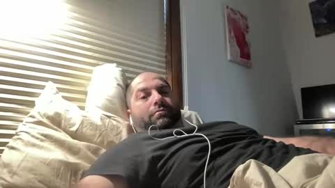 Snapshot of averagejoe345977 chatting on February 2026 06:13:02 PM averagejoe345977 online show from February 2026 06:13:02 PM