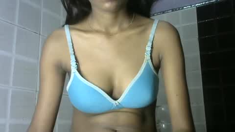 Snapshot of avery_lust01 chatting on July 2026 06:16:02 AM avery_lust01 online show from July 2026 06:16:02 AM