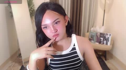 Snapshot of avi_maria12 chatting on June 2026 10:12:02 PM Call me Avi online show from June 2026 10:12:02 PM