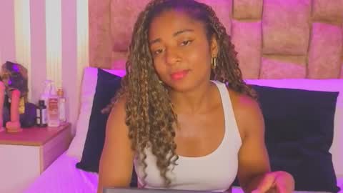 AVIS  online show from March 2026 07:53:02 PM