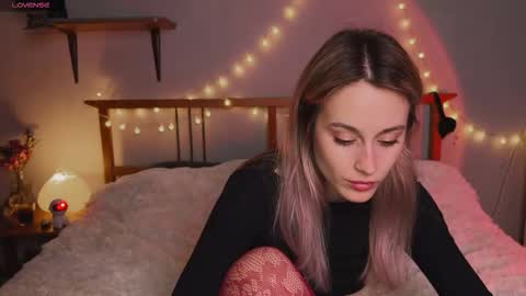 Snapshot of aviva_faith chatting on October 2025 05:50:02 PM Aviva online show from October 2025 05:50:02 PM