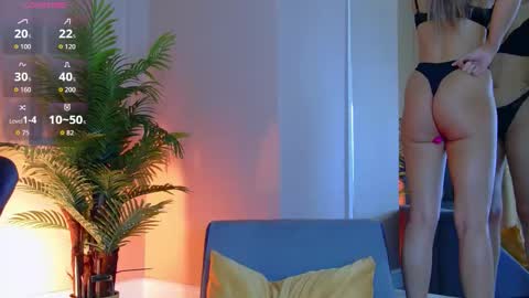 AVRILL CYRUX online show from December 2025 07:48:02 AM