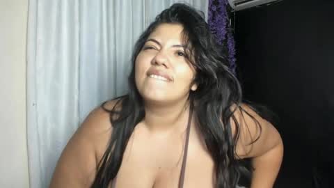Snapshot of avrilrizox chatting on May 2026 10:38:02 PM avrilrizox online show from May 2026 10:38:02 PM